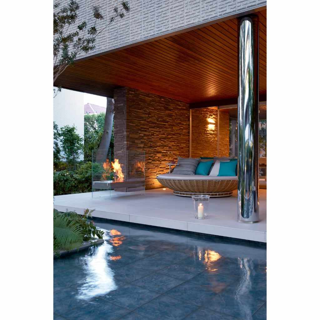 EcoSmart Fire Igloo Bioethanol Fireplace - Freestanding Ethanol Fireplace